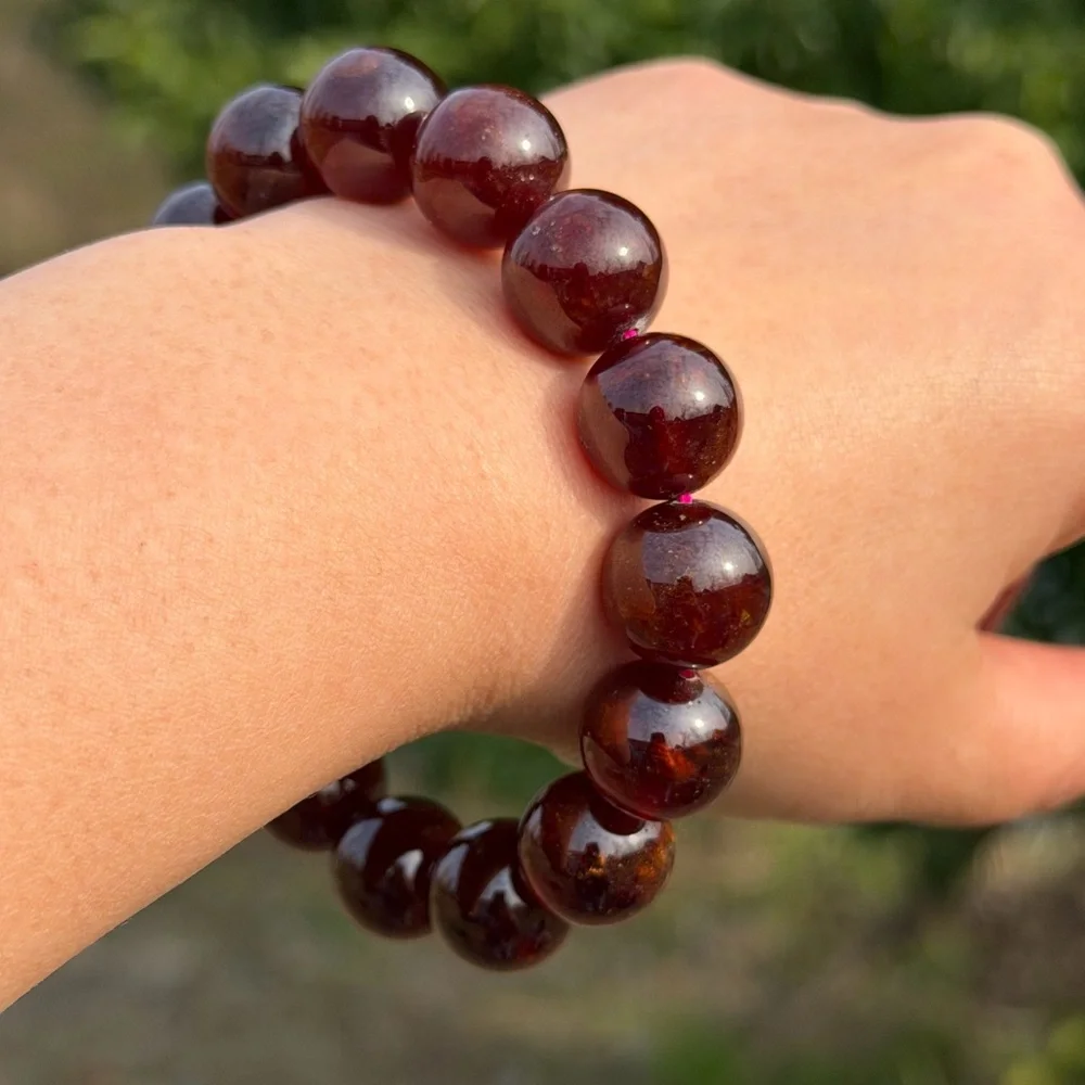 14.5mm‎ stretchable high quality red garnet bracelet 1098